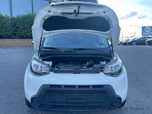Used 2016 Kia Soul FWD image 9