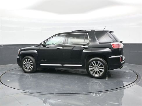 Used 2017 GMC Terrain Denali image 4