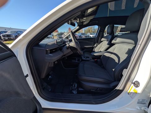 New 2025 Ford Mustang Mach-E GT image 7