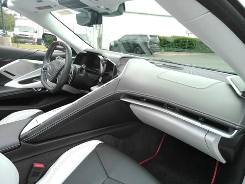 Used 2023 Chevrolet Corvette Stingray Premium Conv w/ 3LT RWD image 21