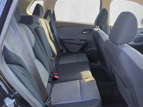 Used 2023 Nissan Rogue SV image 21