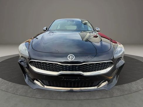 Used 2019 Kia Stinger GT2 image 2