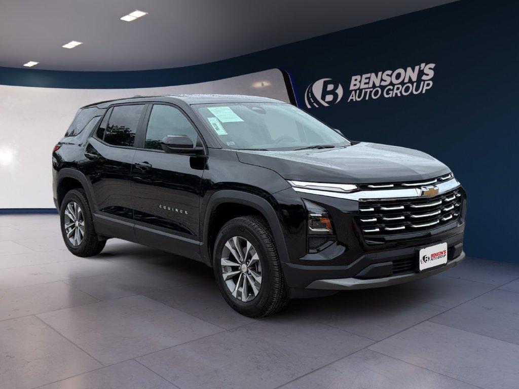 Used 2026 Chevrolet Equinox LT AWD/4WD image 7