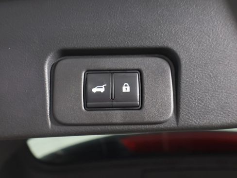 Used 2023 Nissan Rogue Platinum AWD/4WD image 25