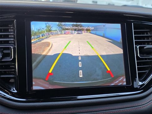 Used 2024 Dodge Durango GT image 18