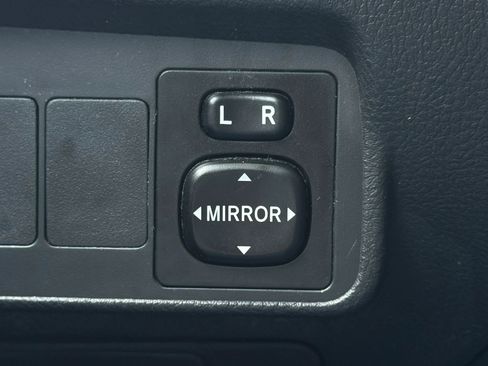Used 2013 Toyota Corolla S FWD image 24