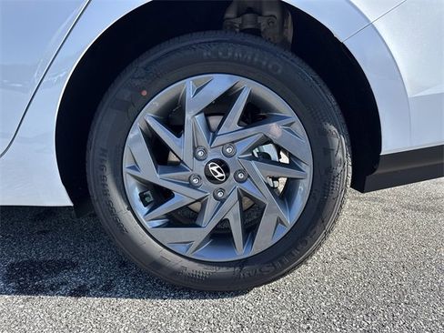 New 2026 Hyundai Elantra Blue image 19