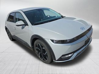 Used 2024 Hyundai Ioniq 5 SEL video 2