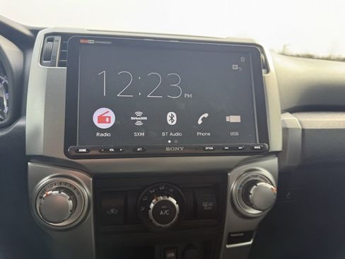 Used 2016 Toyota 4Runner SR5 image 29