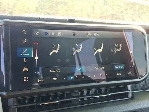 Used 2024 Jeep Wrangler Unlimited Rubicon image 16