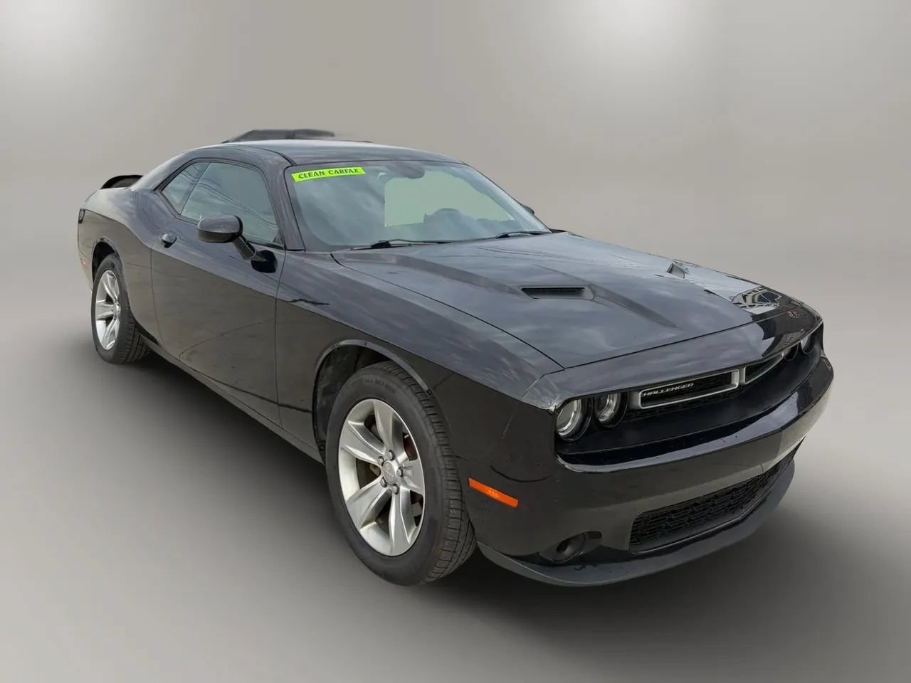 Used 2016 Dodge Challenger SXT w/ Cold Weather Group RWD image 1