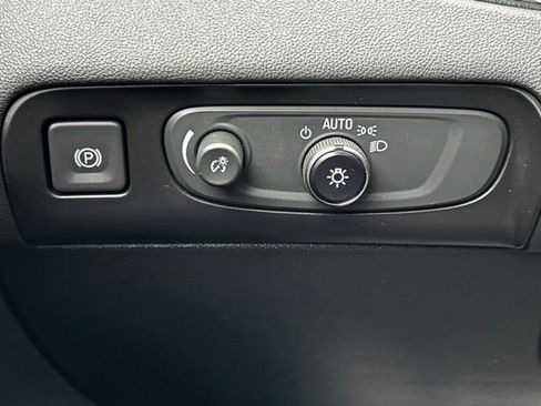 Used 2020 Buick Enclave Avenir w/ Avenir Technology Package image 41