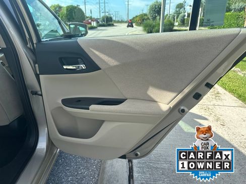 Used 2013 Honda Accord LX image 20