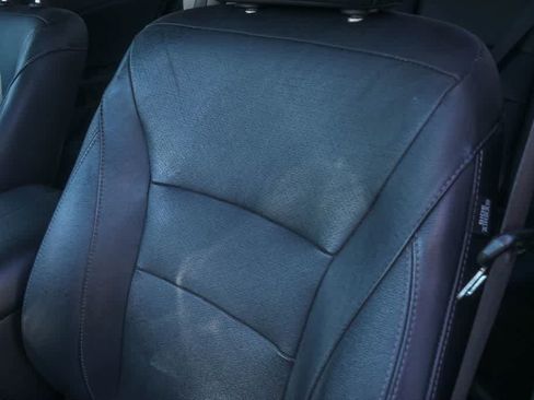 Used 2017 Honda Accord EX-L image 12