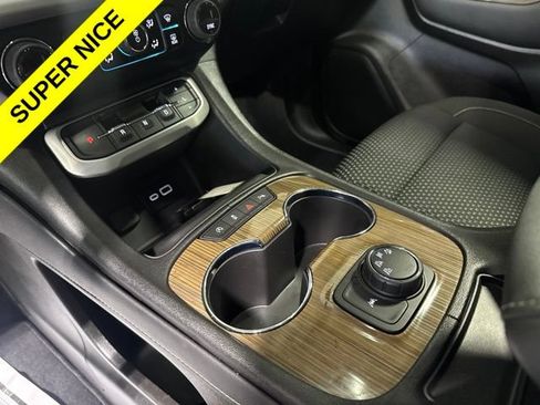 Used 2023 GMC Acadia SLE AWD/4WD image 19