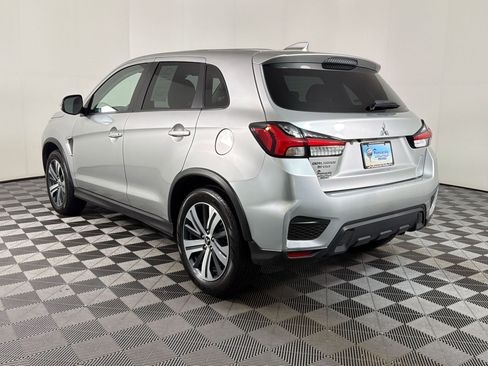 Used 2025 Mitsubishi Outlander Sport AWD image 2