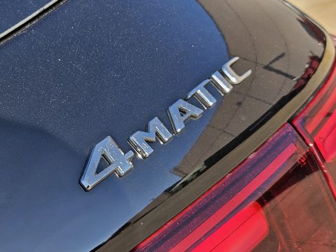 New 2026 Mercedes-Benz GLB 250 4MATIC image 10