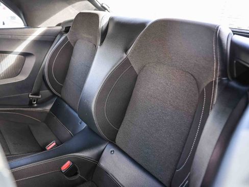 Used 2024 Ford Mustang Convertible image 7