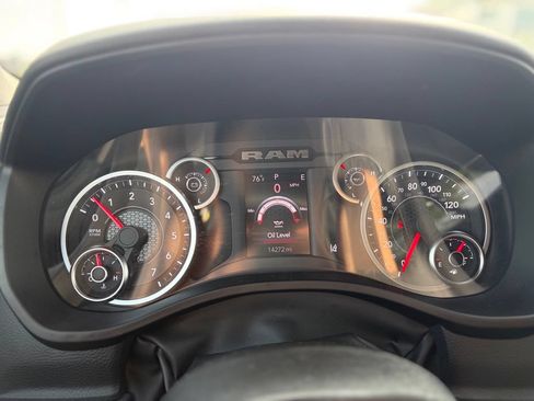 Used 2025 RAM 1500 Big Horn AWD/4WD image 31