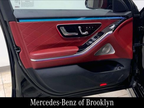 Used 2024 Mercedes-Benz S 580 4MATIC Sedan image 25
