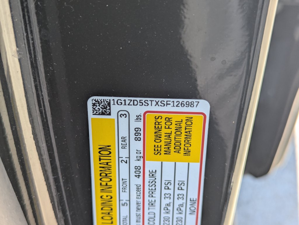 Used 2025 Chevrolet Malibu LT FWD image 35