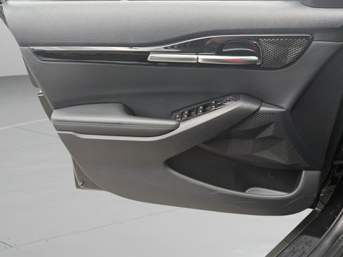 Certified 2024 Kia Seltos S FWD image 18