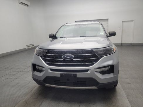 Used 2021 Ford Explorer XLT w/ Equipment Group 202A RWD image 15