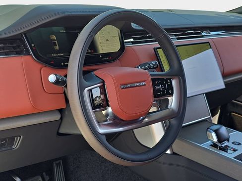 New 2026 Land Rover Range Rover SV AWD/4WD image 18
