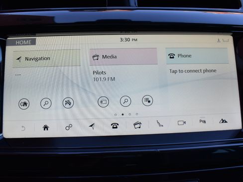 Used 2017 Land Rover Discovery HSE image 35