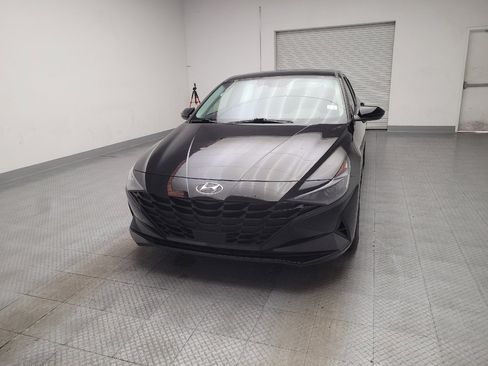 Used 2021 Hyundai Elantra SEL w/ Convenience Package FWD image 15