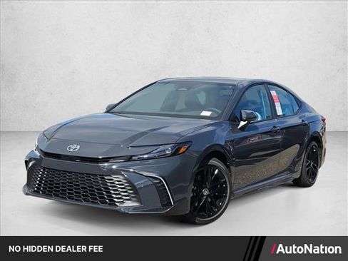 New 2026 Toyota Camry SE FWD image 1