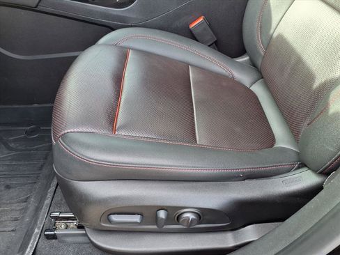 Used 2022 Chevrolet Blazer RS w/ Enhanced Convenience Package image 27