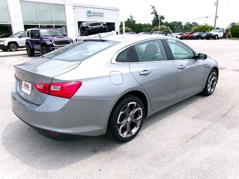 Used 2024 Chevrolet Malibu LT FWD image 4
