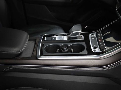 Used 2023 Audi Q8 Premium Plus w/ Premium Plus Package image 20