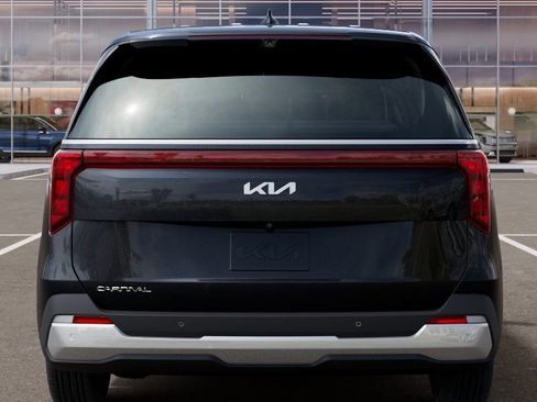 New 2026 Kia Carnival EX FWD image 13