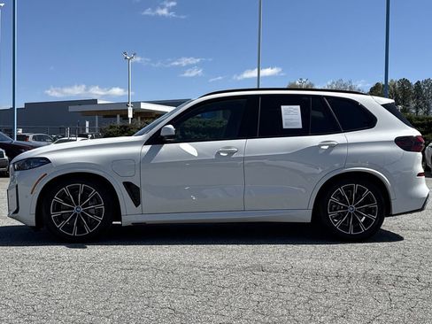 Used 2025 BMW X5 xDrive50e AWD/4WD image 24