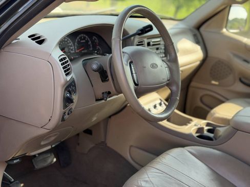 Used 2001 Ford Expedition Eddie Bauer RWD image 14