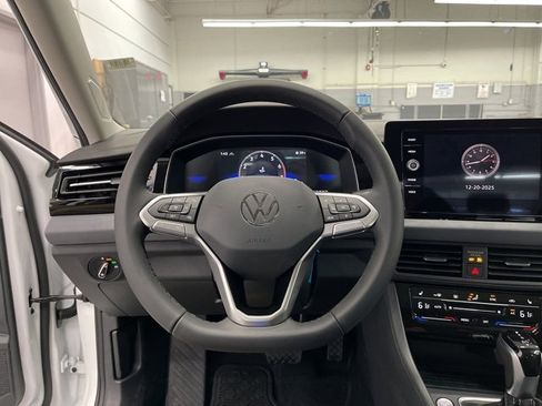 New 2026 Volkswagen Jetta SE image 15