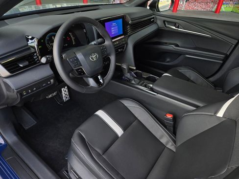 Certified 2026 Toyota Camry SE FWD image 8