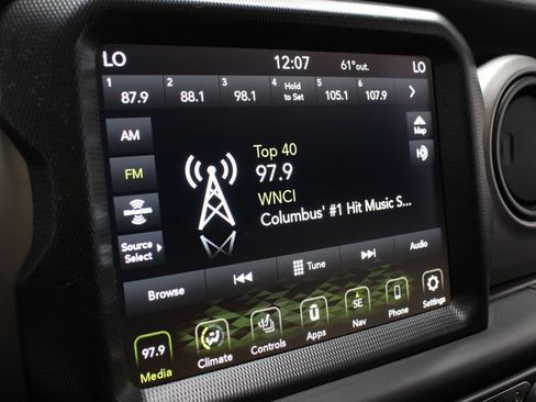 Used 2021 Jeep Wrangler Unlimited Sport AWD/4WD image 2