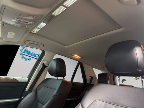 Used 2016 Mercedes-Benz GLE 300d 4MATIC image 22