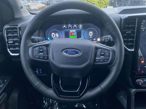 New 2025 Ford Ranger Lariat w/ FX4 Off-Road Package image 25