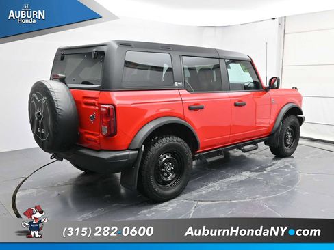 Used 2023 Ford Bronco Black Diamond image 13