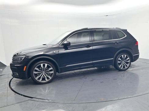 Used 2021 Volkswagen Tiguan SEL Premium R-Line image 4