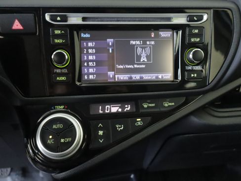 Used 2015 Toyota Prius C One FWD image 14