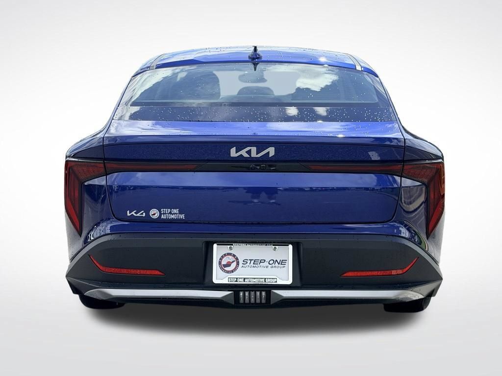 Used 2025 Kia K4 FWD image 5