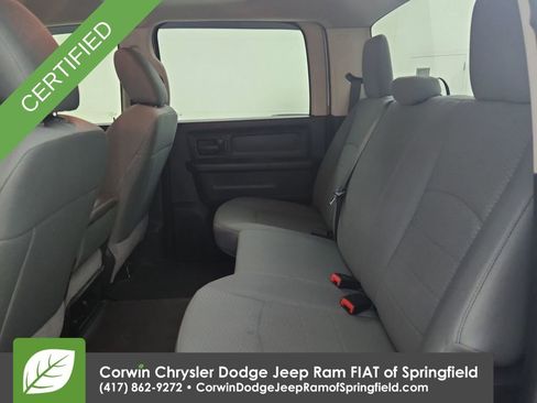 Used 2018 RAM 3500 Tradesman w/ Chrome Appearance Group RWD image 19