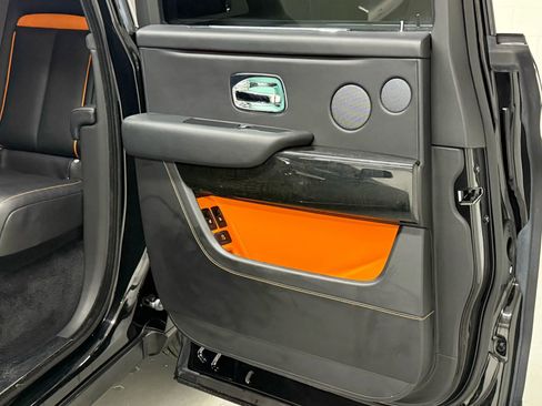 Used 2022 Rolls-Royce Cullinan image 31