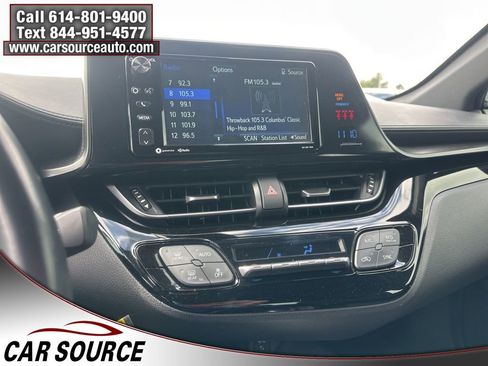 Used 2018 Toyota C-HR XLE image 19