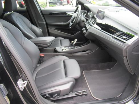 Used 2023 BMW X2 xDrive28i AWD/4WD image 10